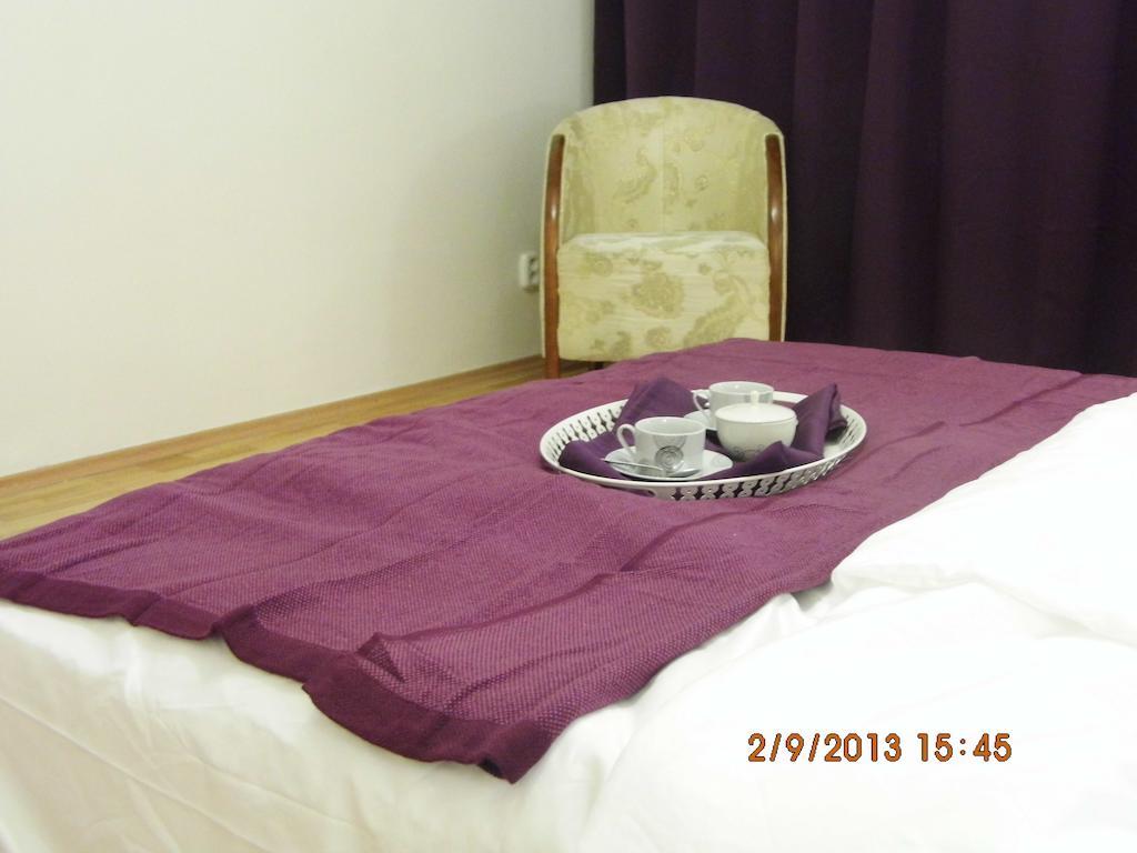 Fukas Apartments Nitra Chambre photo
