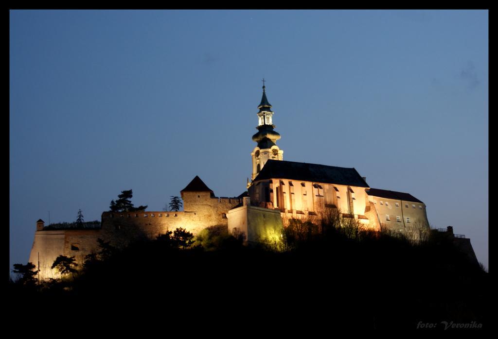 Fukas Apartments Nitra Chambre photo